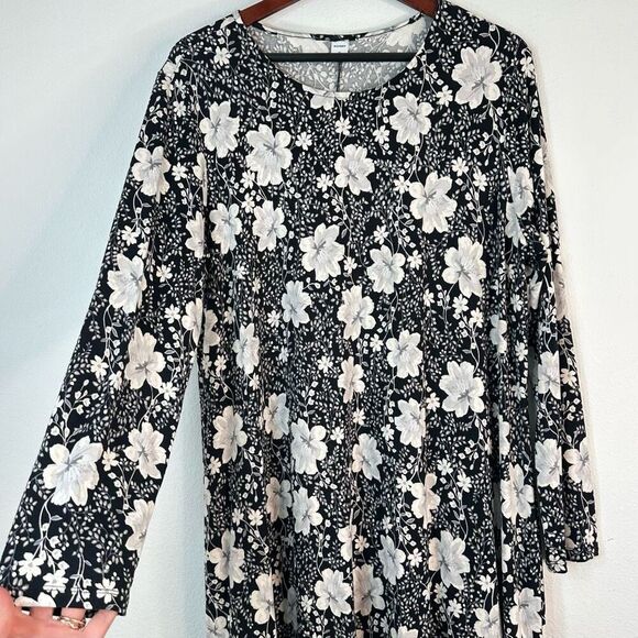 Old Navy Womens Black Floral Longsleeve Knit Swing Dress XL Modern Boho Chic - Picture 3 of 10